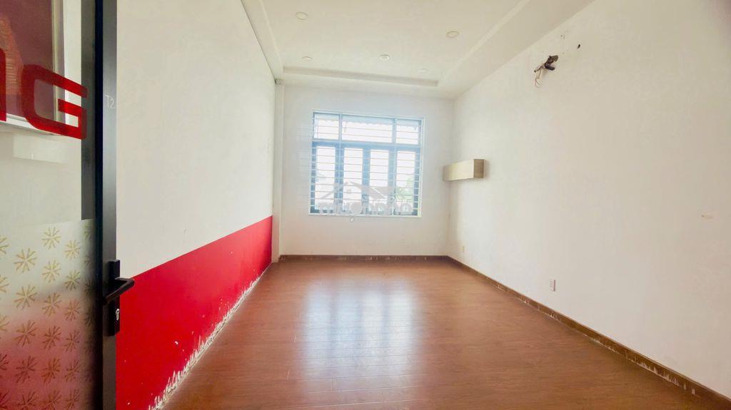 Chính chủ bán nhà 298m2 mặt tiền trương định 1 trệt 5 lầu - Ảnh 4