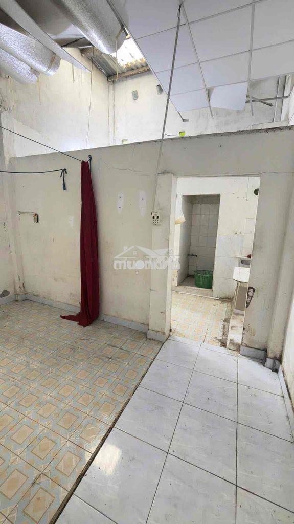 Nhà 100m2 đường đồng tâm - song hành | có sơn mới - Ảnh 4
