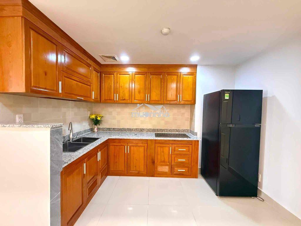 Chỉ: 4 tỷ 090 - 70m - 2pn - tầng cao - full nội thất - chung cư 1050 - Ảnh 4