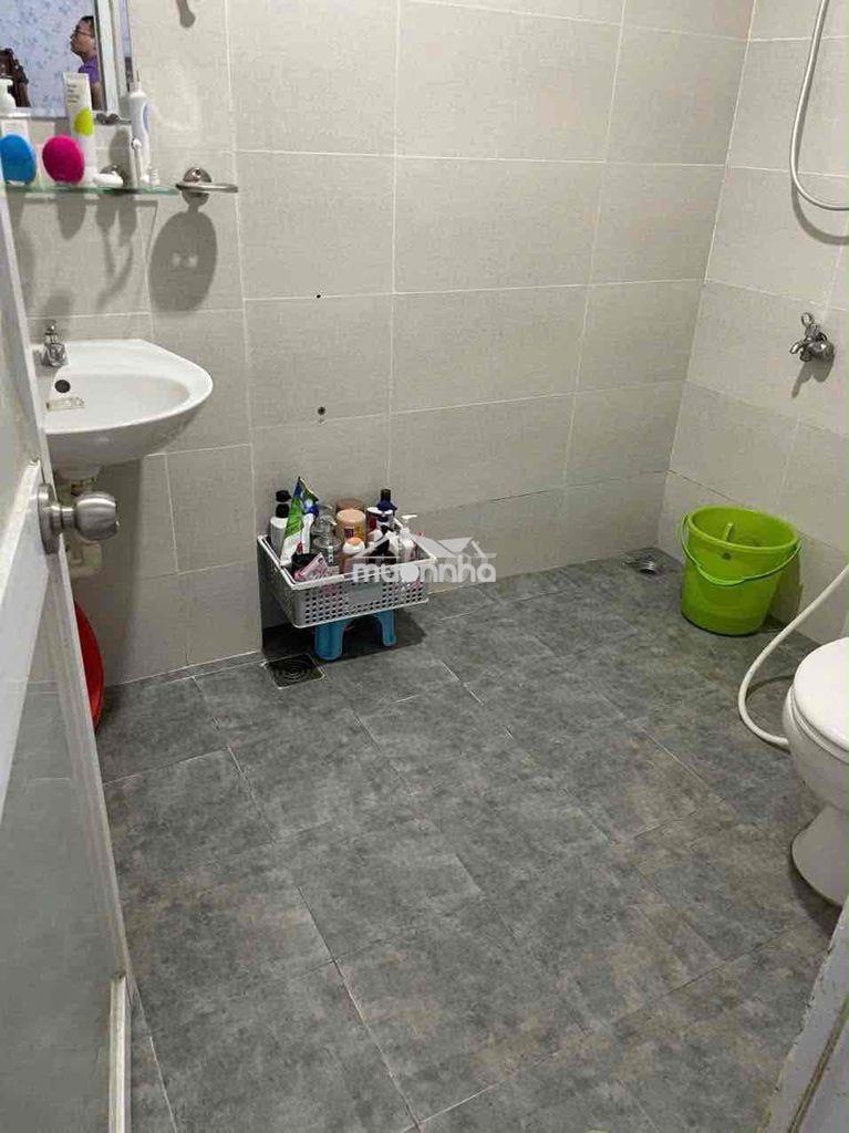 E cho thuê căn zentower q12 2 pn 2 wc sẵn 1 máy lạnh chỉ 6 tr cọc 1 . - 4