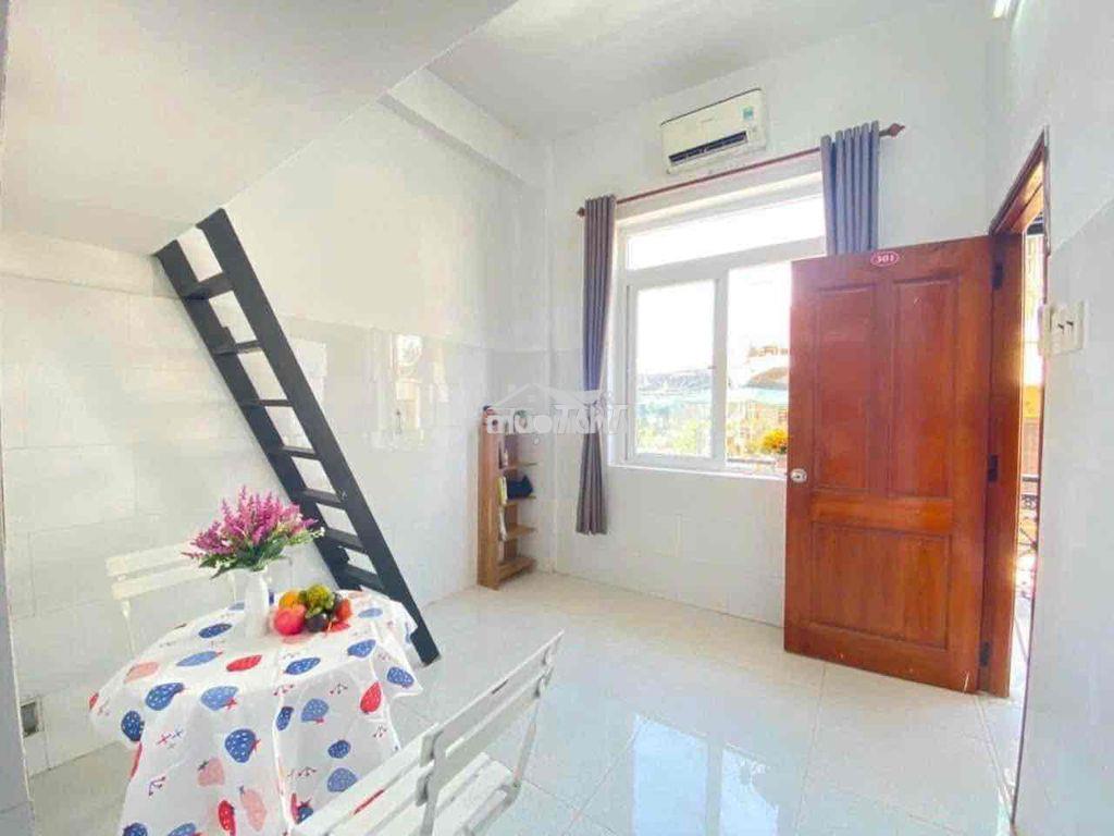 Trống 1 phòng ban công cửa sổ y hình - gần nhà ga t3 - Ảnh 3