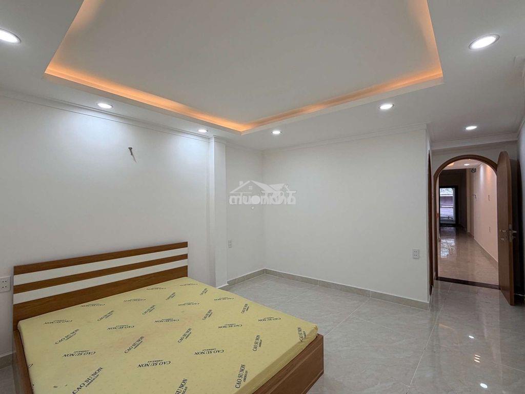 Nhỉnh 8🧄 nhà 2 tầng mới ở ngay sát mặt tiền tránh xe hơi kcx tân thuận - 3