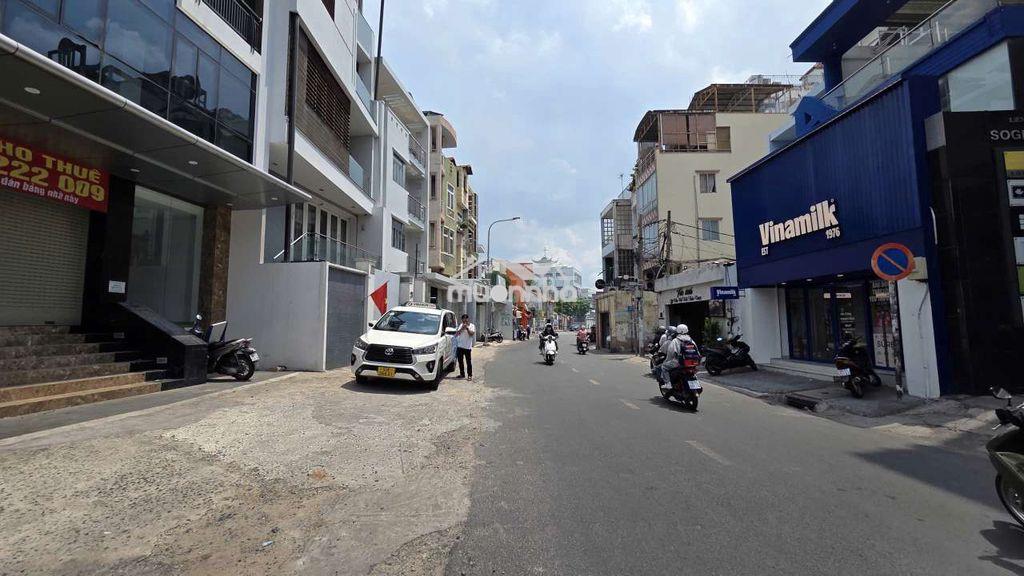 Tòa nhà 9,6x20m hầm +6 lầu có pccc, thang máy - Ảnh 4