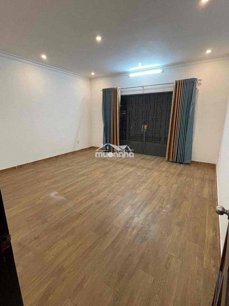 Phòng đẹp full nội thất .