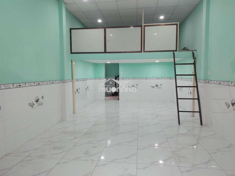 Nhà căn góc hẻm xe hơi đường lạc long quân.