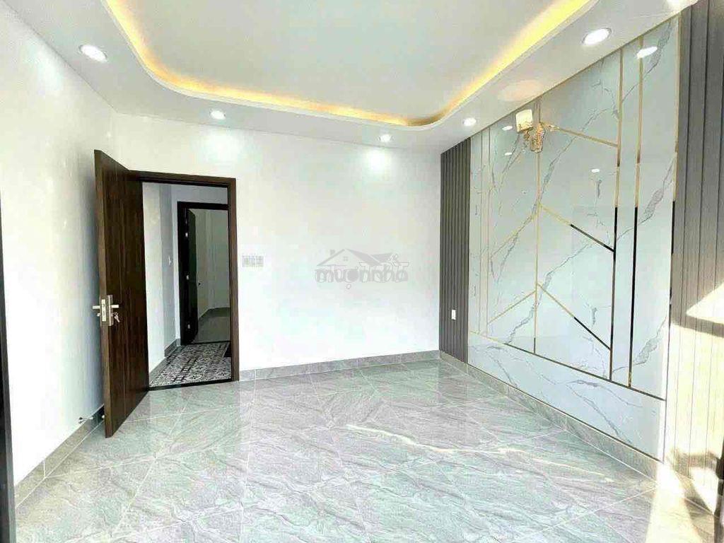 Cho thuê nhà quận 7 hẻm 645 trần xuân soạn, trệt lầu giá tốt 10 triệu - 3