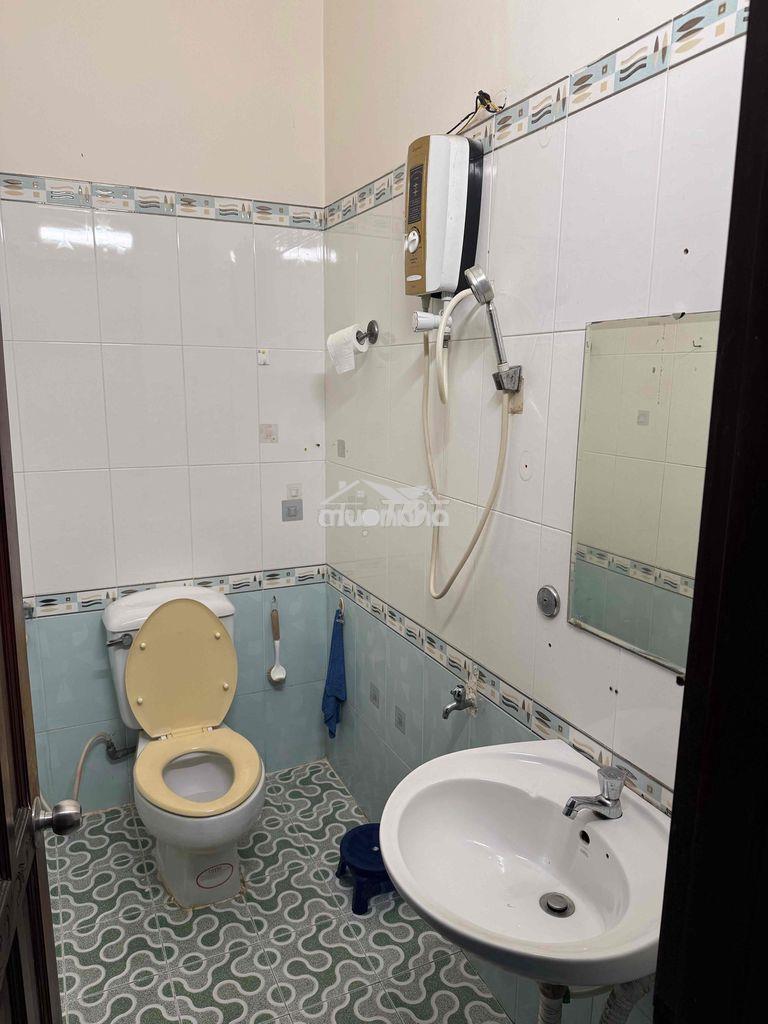 Cho nữ thuê phòng có ban công kế bên cv lê thị riêng - Ảnh 3