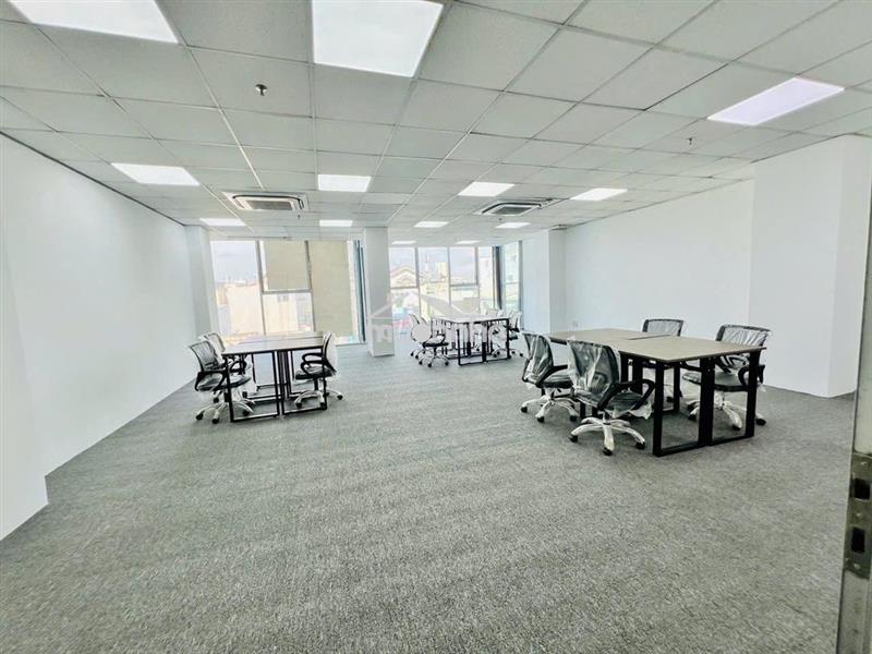 Cho thuê vp view kính, tặng nội thất sàn 80m2 đường nguyễn kiệm-pn