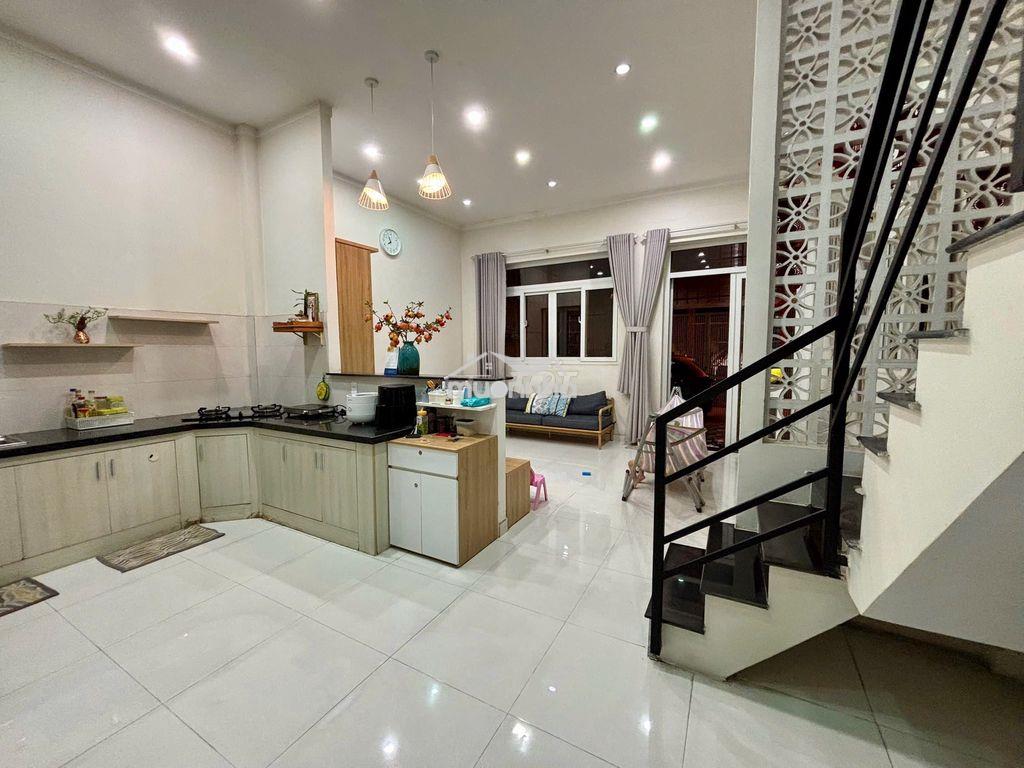Bán nhà đẹp 3 phòng ngủ - Ảnh 4