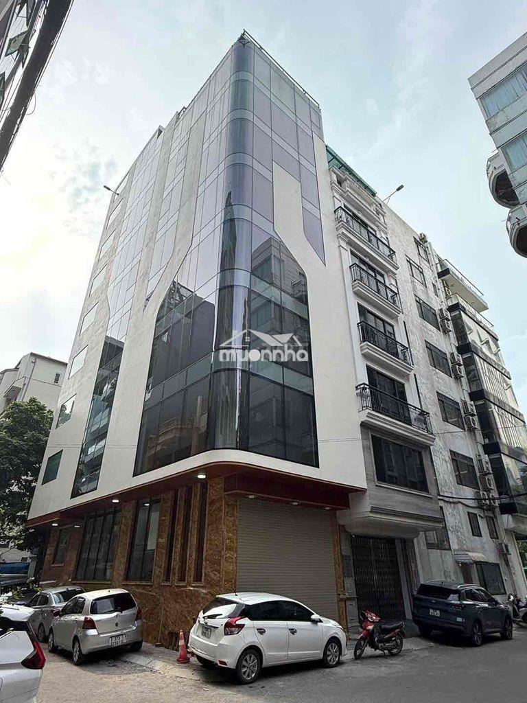 Cho thuê toà nhà k300 *6x20m hầm 6 tầng 800m2