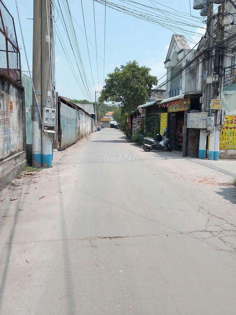 Nhà lầu trệt gồm 3 phòng ngủ bình chuẩn - 4