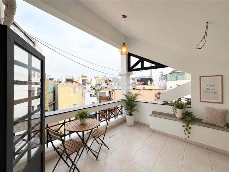 🧧Chdv penthouse sân vườn - tách bếp - phòng khách