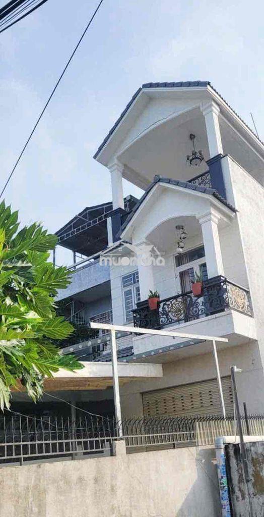 Nhà siêu rộng sân ô tô 5x32 giá 11 triệu tl37