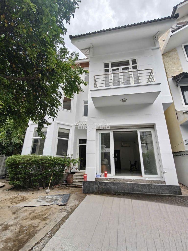 Cho thuê biệt thự sân vườn - hồ bơi - thảo điền