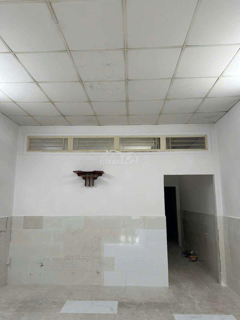 Nhà 61 m2, chỉ 8 tr ngay q3 - Ảnh 3