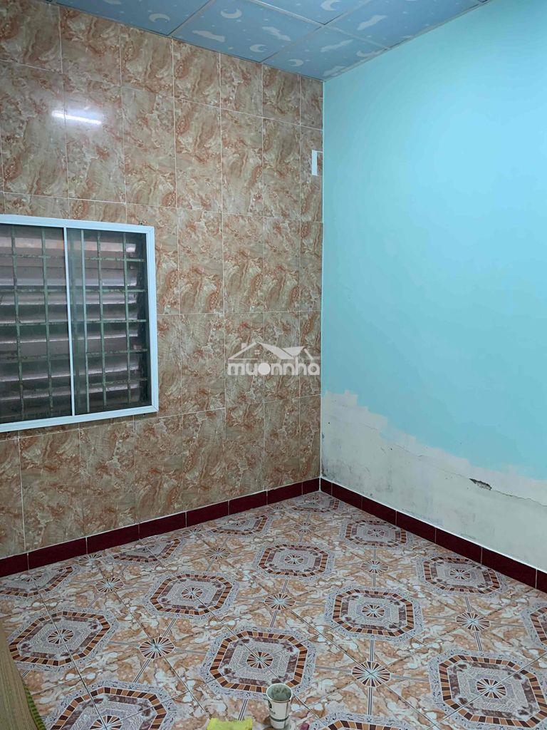 Nhà cấp 4 có lững dt sử dụng 100m2 đường xe tải ngay kế xa lộ hà nội - Ảnh 2