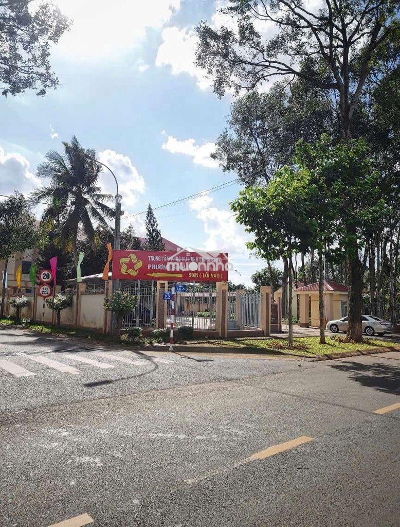 Đất nền đẹp bình lộc mặt tiền bê tông 16m ,cách trục lê a 500m