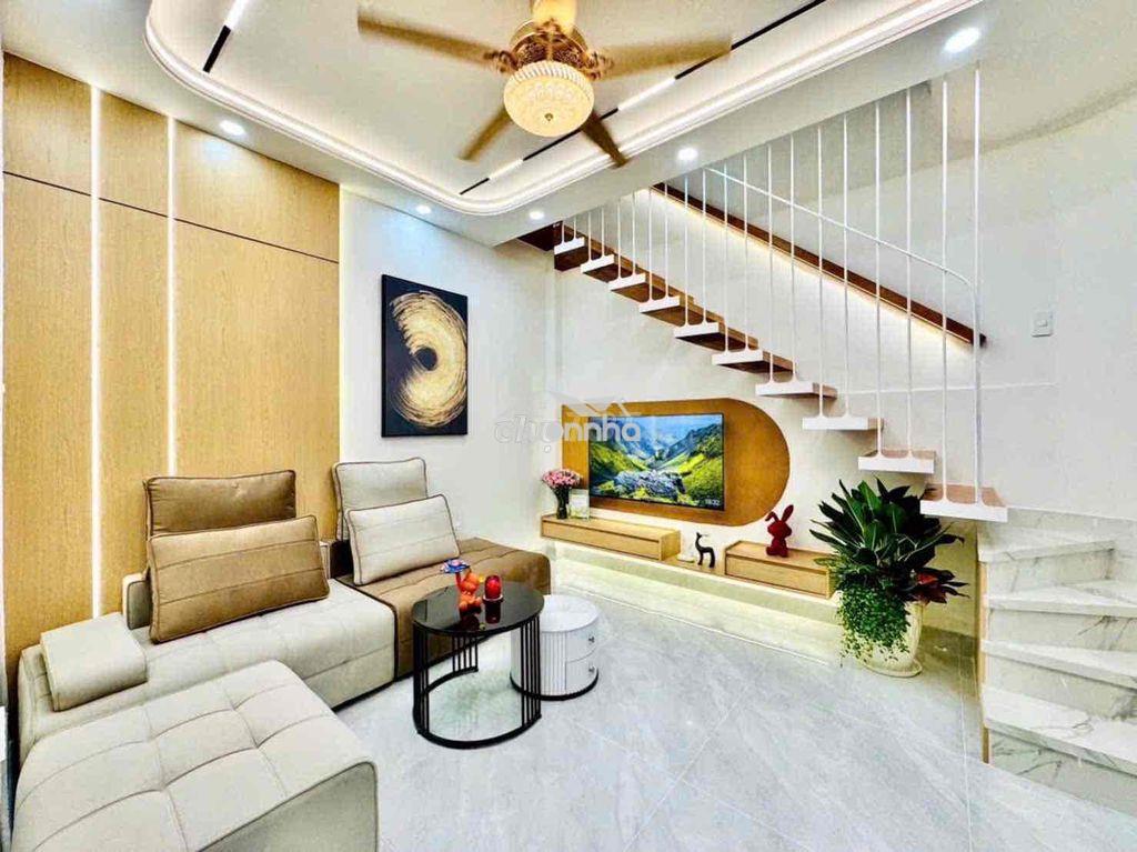 Nhỉnh 4 tỷ ac sở hửu siêu phẩm khu phố ẩm thực phan  xích long - 4