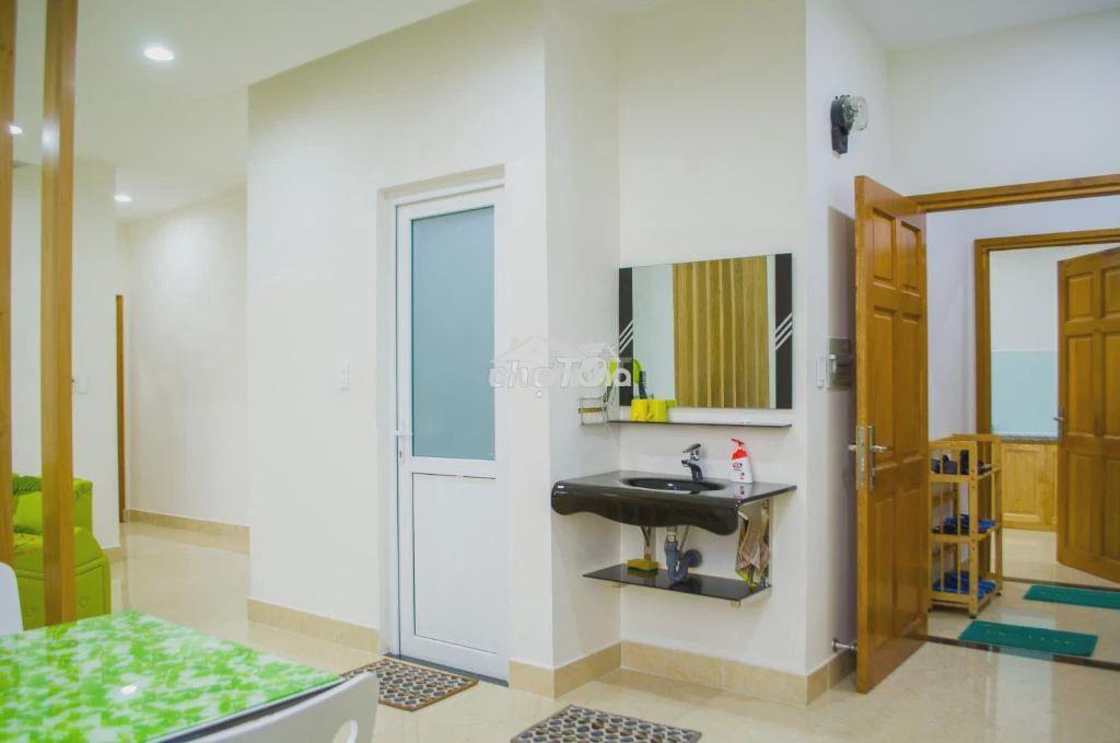 Cho thuê chdv 2pn 90m2 phan văn trị - full nội thất, mới tinh - Ảnh 2