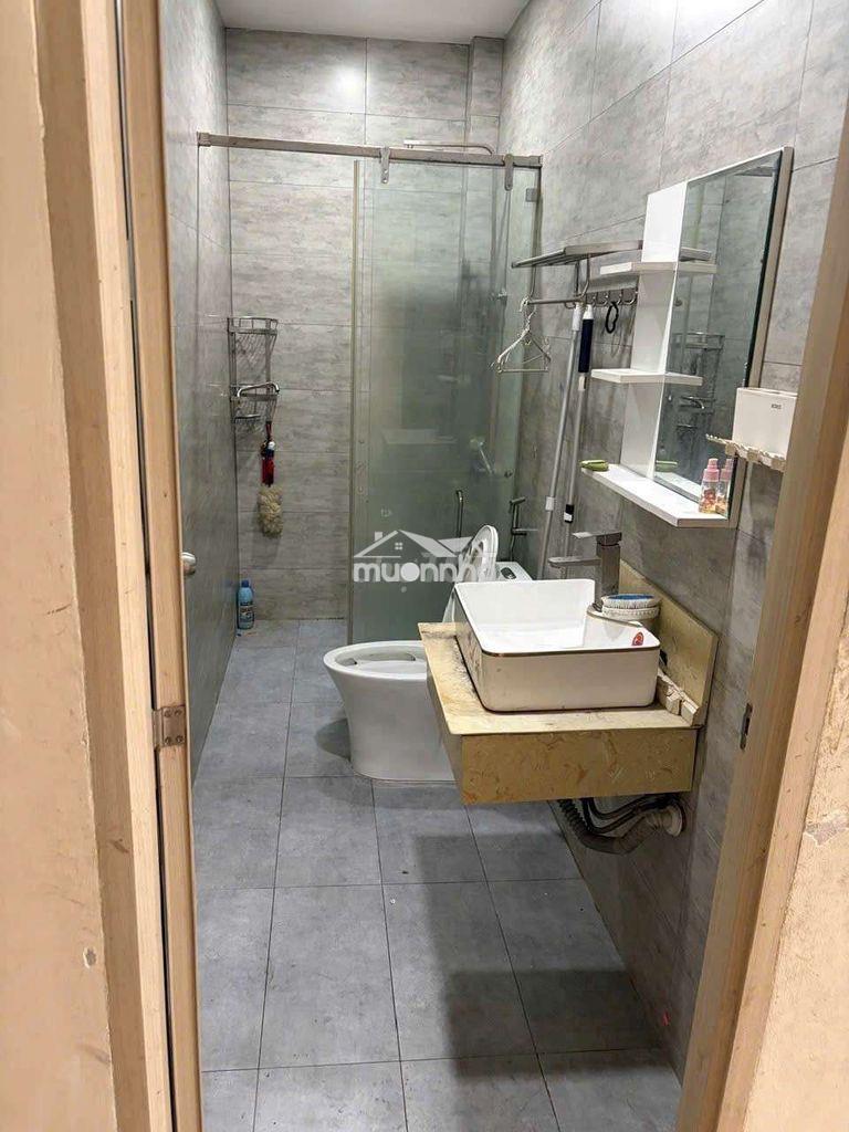 Cho thuê nhà 489 mã lò - 3pn - 3 máy lạnh - 9trieu - 5×15m - nội thất - 4