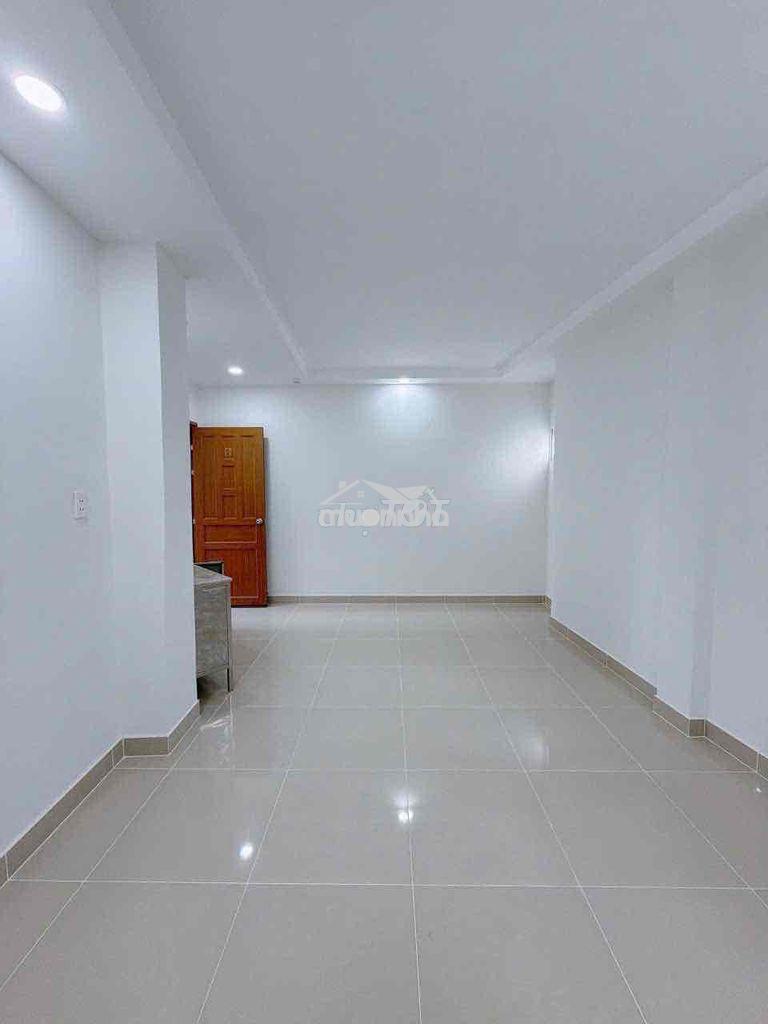 Nhà quận 4 - căn hộ dịch vụ - đường xóm chiếu - 4