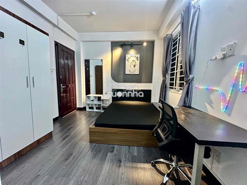 Cửa sổ trời to kdc trung sơn full nội thất gần q5 tdt rmit ufm sgu