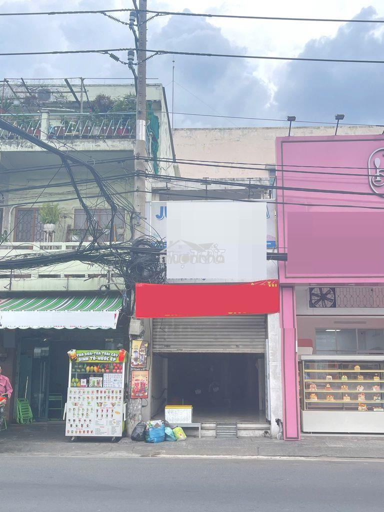 Mặt tiền hậu giang - gần ngã ba bình phú, phường 11, quận 6.