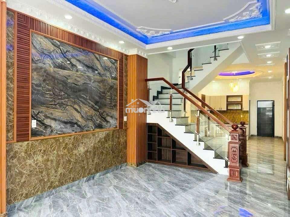 Cho thuê nhà bình chuẩn có nội thất - Ảnh 3