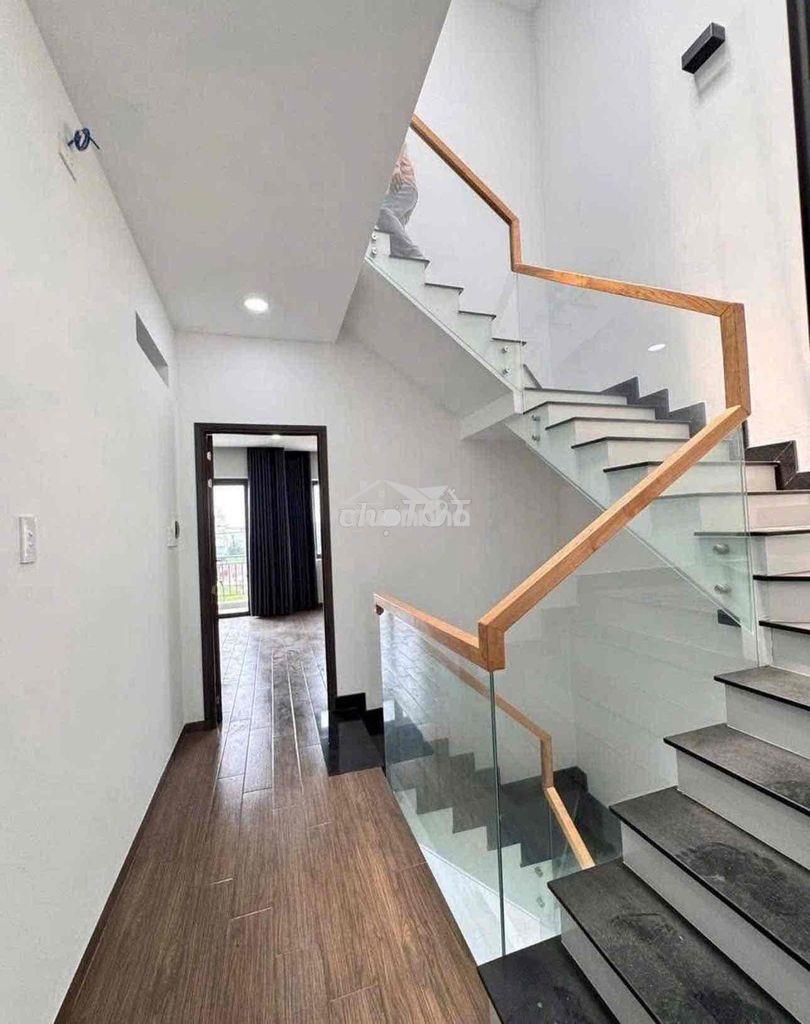 Nhà đẹp - giá tốt - gần trường nguyễn hữu tiến - Ảnh 2