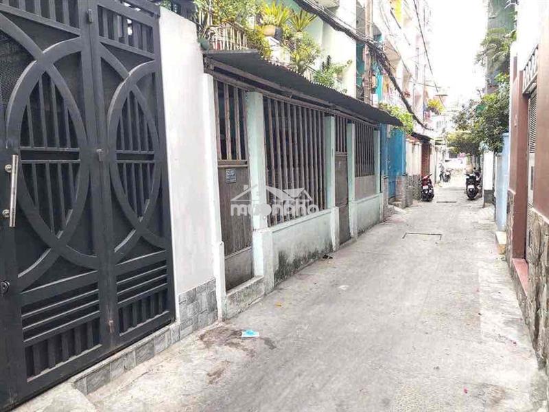 ( 𝐐. 𝟏𝟎 ) Nhà 4 tầng hẻm 1/ đường cmt8 ● 𝗚𝗶𝗮́: 7 tỷ
