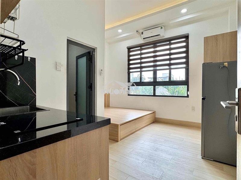 Studio cửa sổ trời không gác giá rẻ ngay aeon tân phú - full nội thất