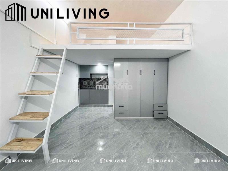 Phòng trọ 30m2 4 người 4 xe sát quận 1 có thang máy