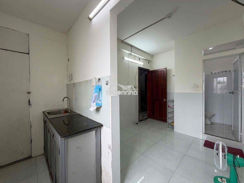 Còn phòng giá rẻ - Ảnh 4