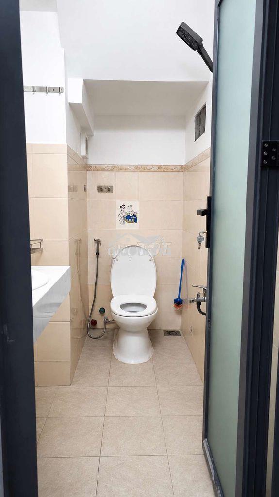 Cho thuê phòng 3-4 người, rộng 30m2, đủ nội thất  - Ảnh 4