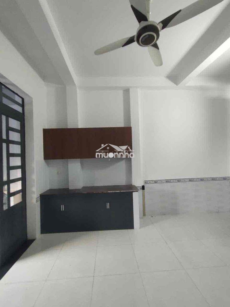 Can bán nhà sổ chung thuộc phường tân phước khánh 30.tân uyên - 3
