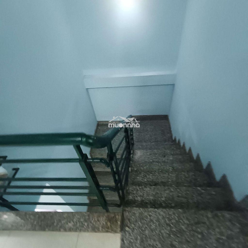 Nhà thuê 5*20 có lầu suốt 3pn đường vĩnh lộc b ấp 6 - 2