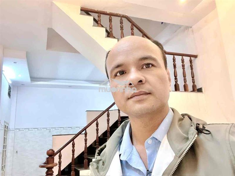 Nhà 3 tầng, ngay vinhom ba son nguyễn hữu cảnh, giáp quận 1, sổ vuông.