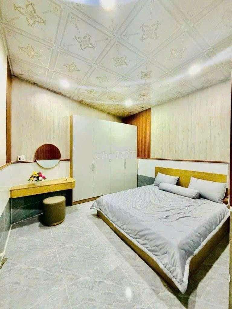 Nhà mới 100℅ 2pn 4x14m hẻm huỳnh tấn phát quận 7