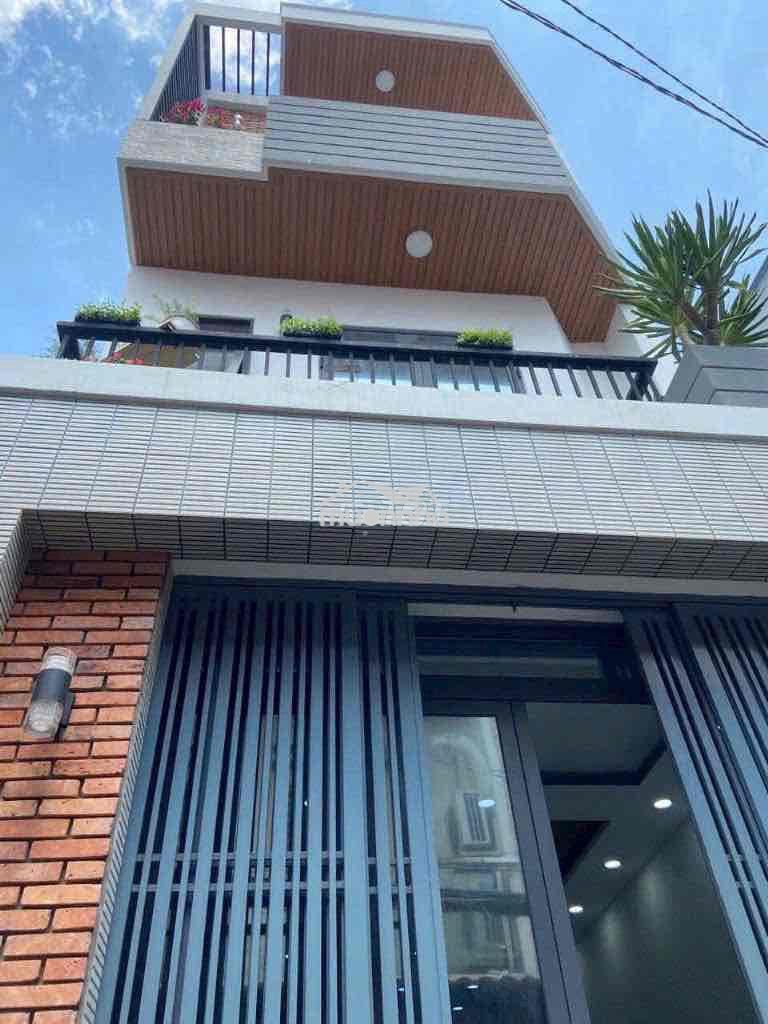 Bán nhà đẹp 3 tầng, ngang 4,3m âu dương lân p3. q8