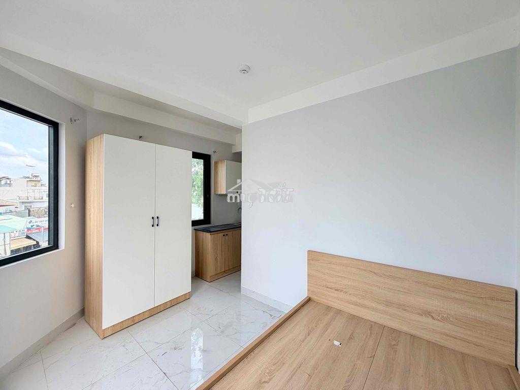 Studio ban công full nội thất mới xây đi bộ tới iuh - Ảnh 3