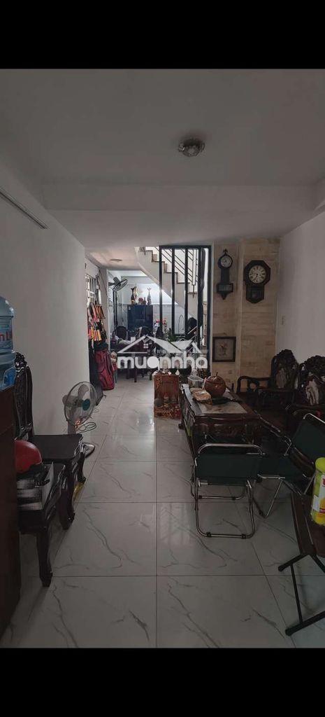 Hiếm có nhà căn góc ngay trung tâm quận 7 - Ảnh 2