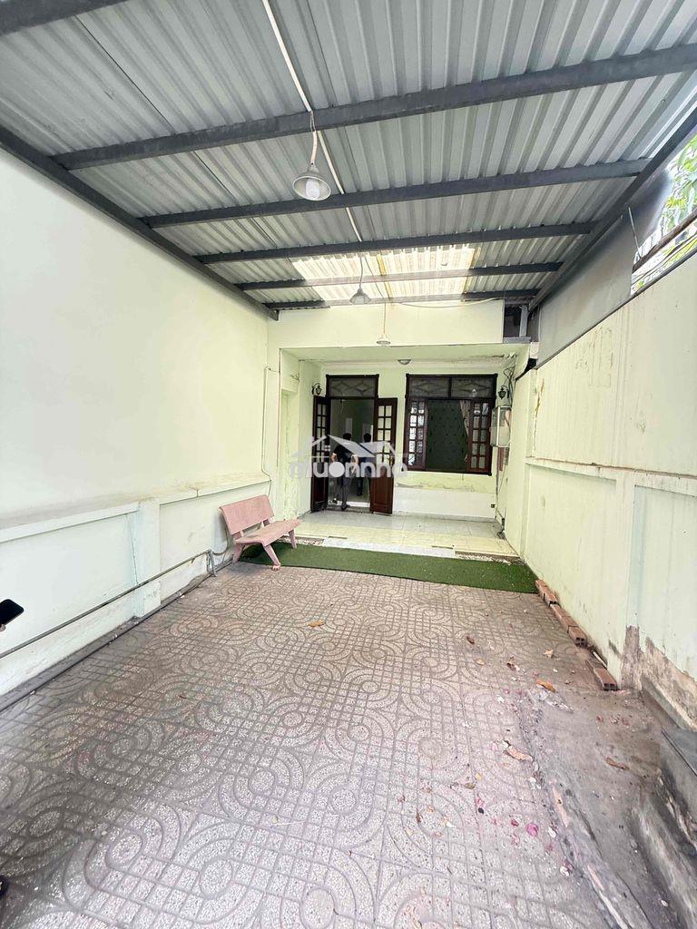 2 căn nhà mt bạch mã - cửu long quận 10  ( dt: 4,5x26 )