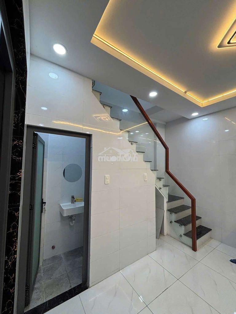 Q11- nhà mới xây cần bán - 2 tầng - giá nhỉnh 3,5 tỷ - Ảnh 2