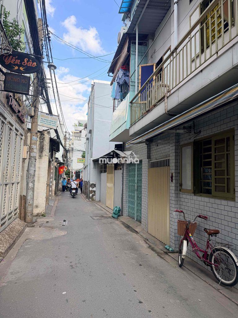 Nhà cho thuê 14,5tr với 4pn 3wc, dt 40m2 ht 3 tầng - 2