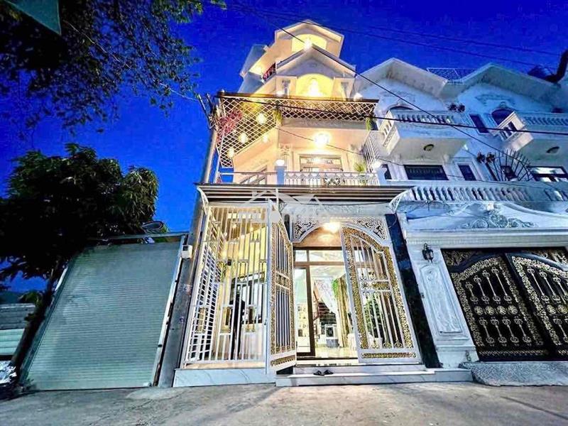 🟩🟩🟩🟩🟩Cho thuê nhà phố hiện đại hẻm xe hơi 2177 huỳnh tấn phát 🟩🟩🟩🟩