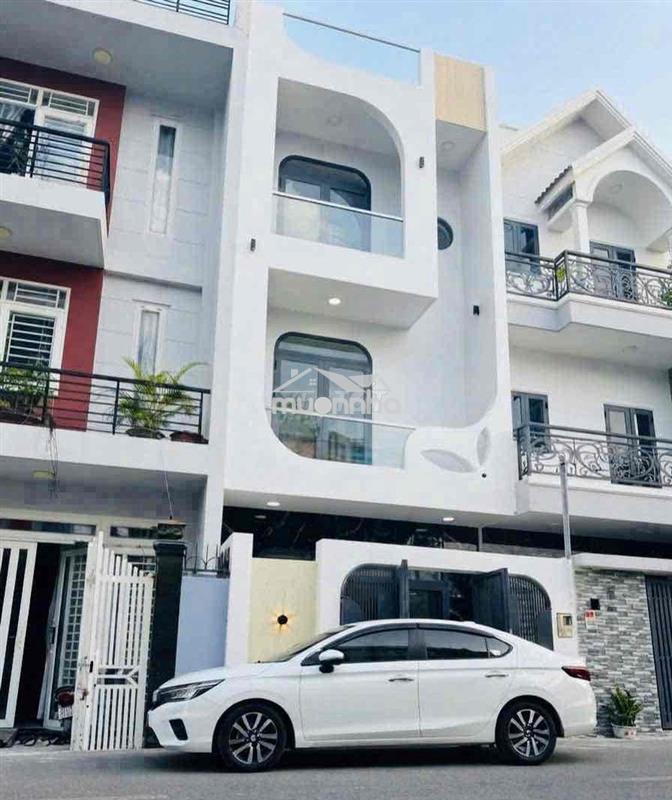 Bán nhanh - giá : 4 tỷ 9 - nhà 3 lầu gần vinhome grand park
