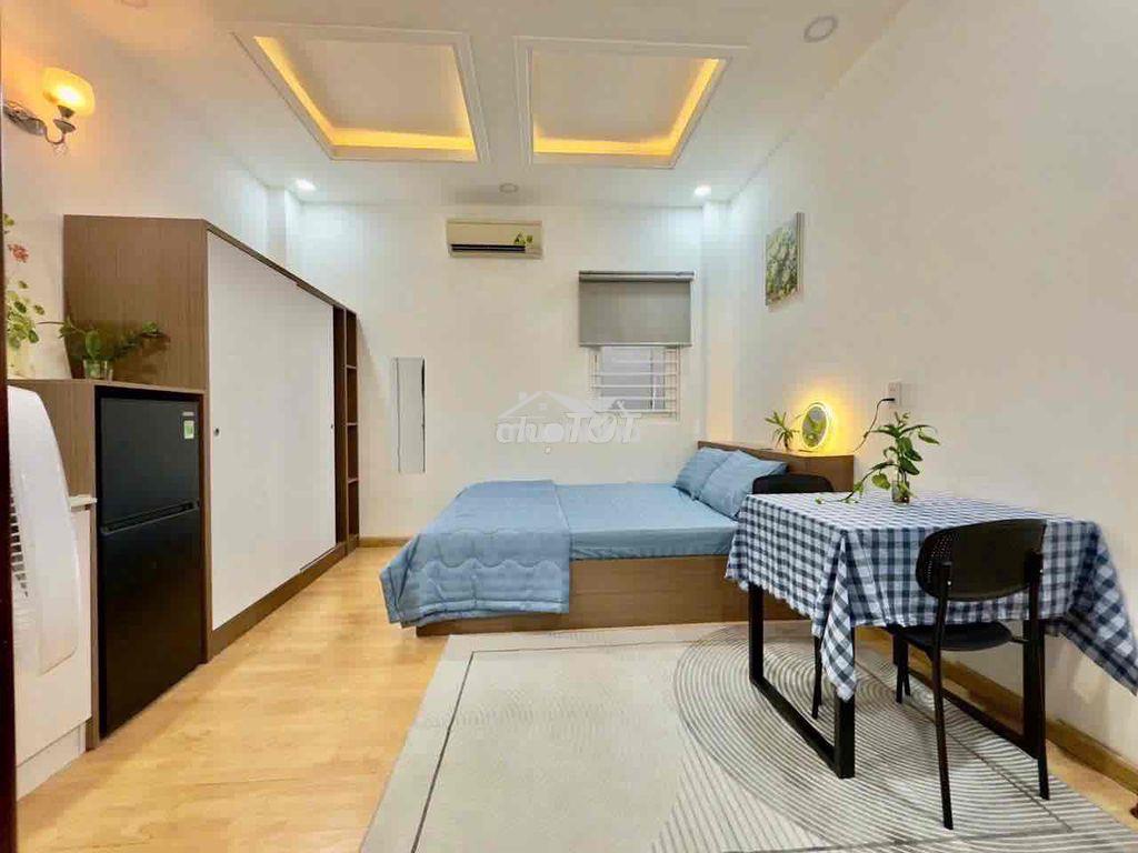 Nhà mình đi mỹ nên share lại 2p cuối ful nt tại 98f lê lai q.1 ạ 4,78t - 2