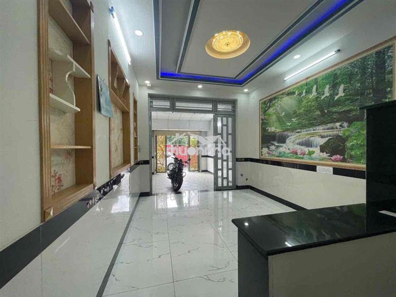 Cho thuê nhà 1 trệt , 3 lầu dt 4x25 , giá thuê  22tr