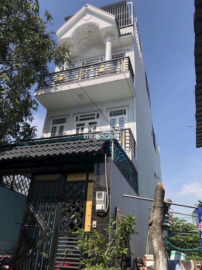 Full nội thất 4,5x13 trệt 3 lầu 4pn 3wc hẻm ô tô 5m gần pmqtrung 