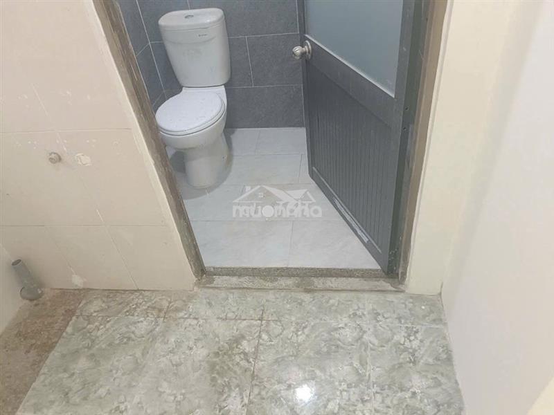 Cho thuê nhà nguyên căn hẻm xe tải phan văn trị